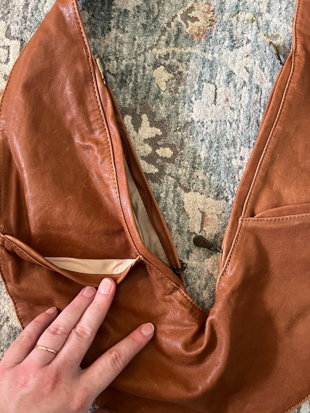 Sash Brown Leather Crossbody with Jacquard Strap - Picture 5 of 12